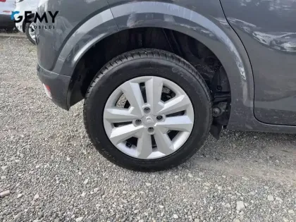 Photo 10 Dacia Sandero  SCe 65 - 22