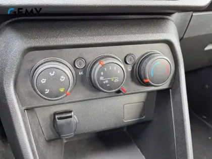 Photo 19 Dacia Sandero  SCe 65 - 22