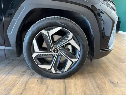 Photo 16 Hyundai Tucson  1.6 T-GDI 230 Hybrid BVA6