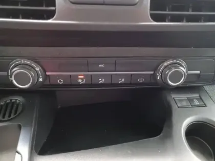 Photo 23 Peugeot Partner  FOURGON STANDARD 650 KG BLUEHDI 100 S&S BVM5