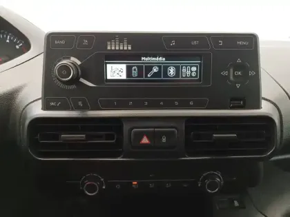 Photo 19 Peugeot Partner  FOURGON STANDARD 650 KG BLUEHDI 100 S&S BVM5