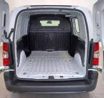 Photo 21 Peugeot Partner  FOURGON STANDARD 650 KG BLUEHDI 100 S&S BVM5