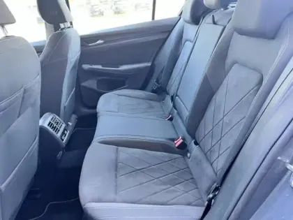 Photo 6 Volkswagen Golf  1.4 Hybrid Rechargeable OPF 204 DSG6