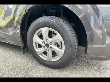 Photo 12 Ford Transit Custom  Fg 320 L1H1 Electrique 160 kW 218ch Limited