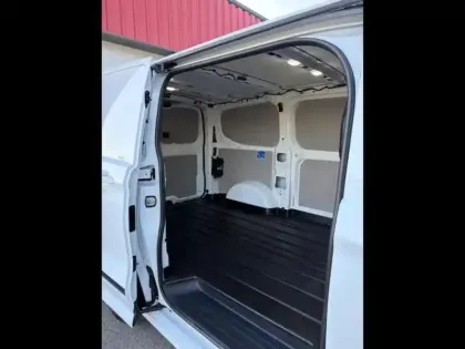 Photo 11 Ford Custom Gén. II Ph1 Sport 1