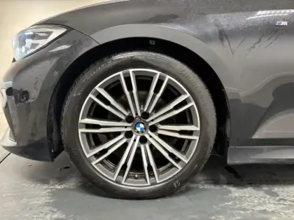 Photo 7 BMW Serie 3 Série 3 Touring 320dA 190ch M Sport