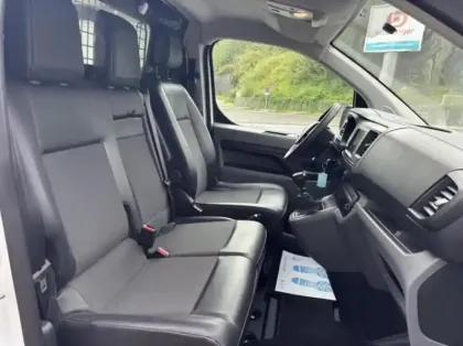 Photo 10 Toyota Proace  Compact 115 D-4D Dynamic