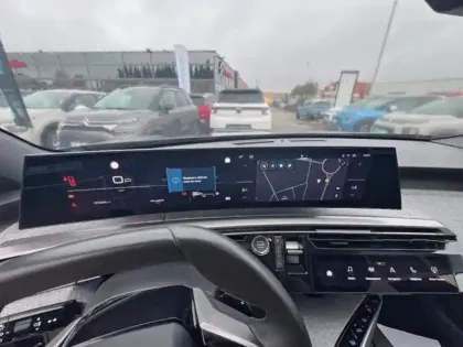 Photo 27 Peugeot 3008  1.2 Hybrid 136ch Allure e-DCS6