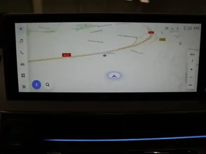 Photo 21 Toyota Prius Hybride Rechargeable 223ch Design PHEV 2.0L