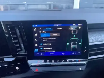 Photo 24 Renault Austral  full hybrid E-Tech 200 ch