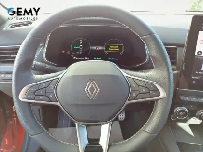 Photo 15 Renault Arkana  E-Tech full hybrid 145 GSR2