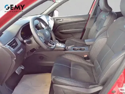 Photo 8 Renault Arkana  E-Tech full hybrid 145 GSR2