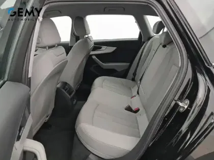 Photo 32 Audi A4  Avant 35 TFSI 150 S tronic 7