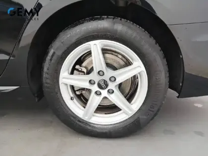 Photo 33 Audi A4  Avant 35 TFSI 150 S tronic 7