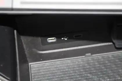 Photo 39 Renault Austral  E-Tech full hybrid 200 GSR2