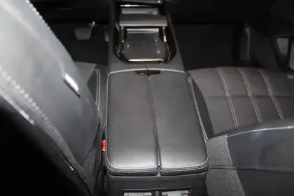 Photo 29 Renault Austral  E-Tech full hybrid 200 GSR2