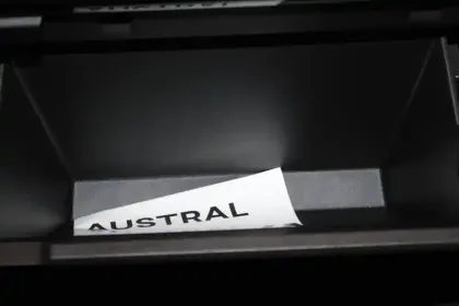 Photo 15 Renault Austral  E-Tech full hybrid 200 GSR2