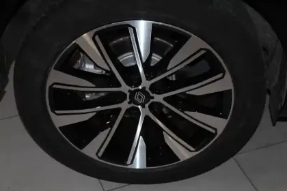 Photo 16 Renault Austral  E-Tech full hybrid 200 GSR2