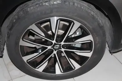 Photo 19 Renault Austral  E-Tech full hybrid 200 GSR2