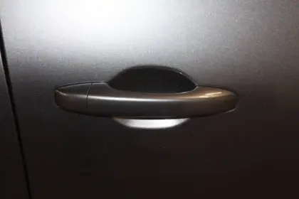 Photo 17 Renault Austral  E-Tech full hybrid 200 GSR2