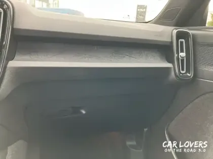 Photo 21 Volvo Xc40  Recharge 231 ch 1EDT