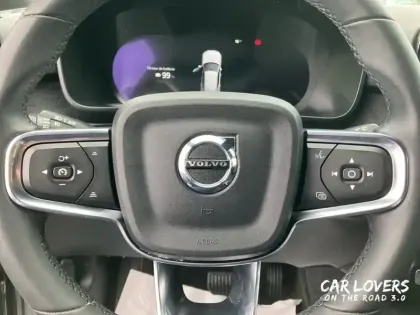 Photo 18 Volvo Xc40  Recharge 231 ch 1EDT