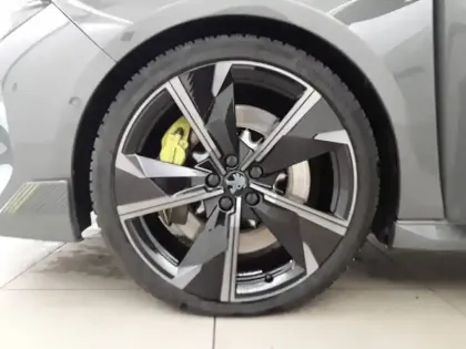 Photo 62 Peugeot 508  Hybrid4 360 e-EAT8 Peugeot Sport Engineered