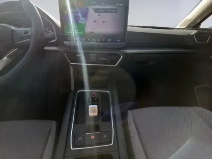 Photo 25 Seat Leon  1.5 eTSI Hybrid 115 DSG7