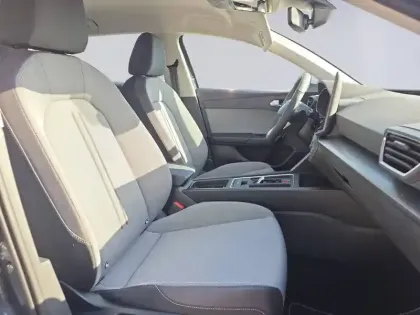 Photo 29 Seat Leon  1.5 eTSI Hybrid 115 DSG7