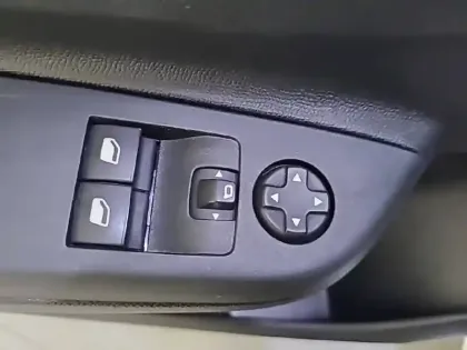 Photo 49 Opel Corsa  1.2 Turbo 100 ch BVM6