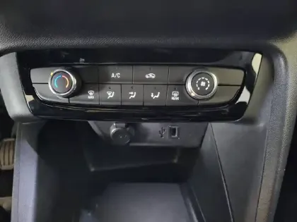 Photo 44 Opel Corsa  1.2 Turbo 100 ch BVM6