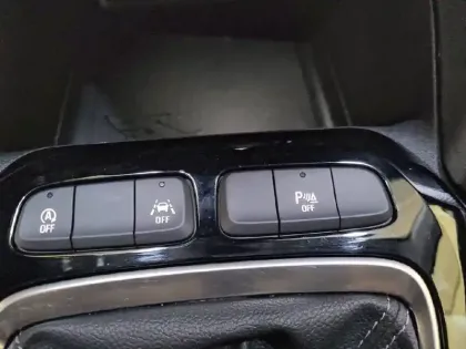 Photo 44 Opel Corsa  1.2 Turbo 100 ch BVM6