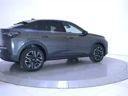 Photo 34 Peugeot 3008  Hybrid 145 e-DCS6