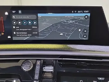 Photo 18 Peugeot 3008  Hybrid 145 e-DCS6