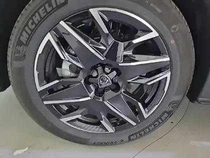 Photo 12 Peugeot 3008  Hybrid 145 e-DCS6