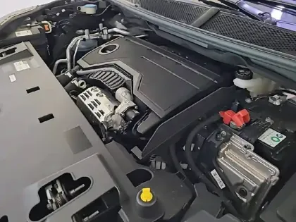 Photo 14 Peugeot 3008  Hybrid 145 e-DCS6