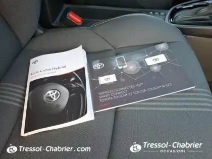 Photo 15 Toyota Yaris  Cross Hybride 116h 2WD Trail (marchepieds standardisés)