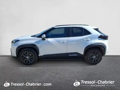 Photo 4 Toyota Yaris  Cross Hybride 116h 2WD Trail (marchepieds standardisés)