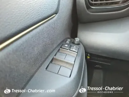 Photo 19 Toyota Yaris  Cross Hybride 116h 2WD Trail (marchepieds standardisés)