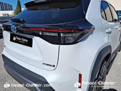 Photo 27 Toyota Yaris  Cross Hybride 116h 2WD Trail (marchepieds standardisés)