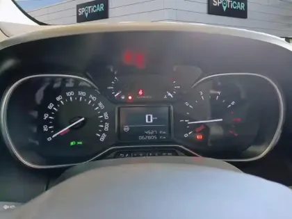 Photo 20 Citroën C3 Aircross  BlueHDi 110 S&S BVM6 Shine