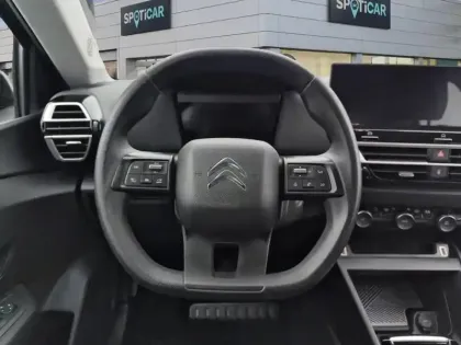 Photo 11 Citroën C4 e- 136 ch Automatique Live