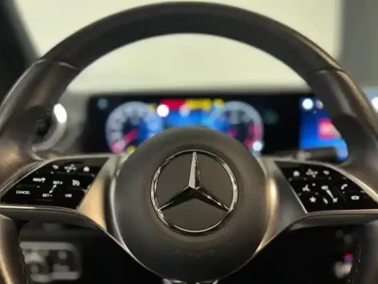 Photo 7 Mercedes GLA 200 d Business Line