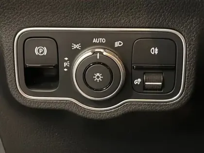 Photo 18 Mercedes GLA 200 d Business Line