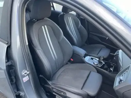 Photo 8 BMW Serie 1 Série 1 116iA 109ch Edition Sport DKG7