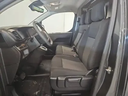 Photo 12 Peugeot Expert  Fg M 2.0 BlueHDi 145ch S&S Pack Premium Connect EAT8