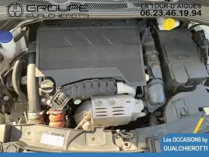 Photo 26 Citroën C3  1.2 PureTech 110ch S&S Shine Business EAT6 132-133g