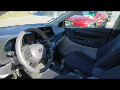 Photo 8 Hyundai Bayon  1.0 T-GDi 100ch Hybrid 48V Creative