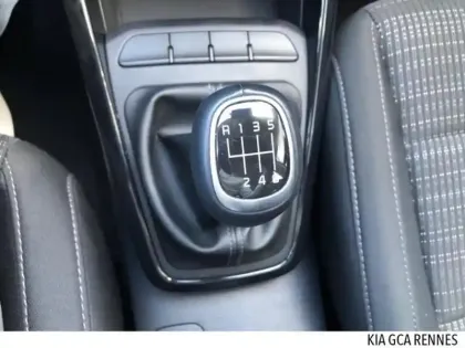 Photo 8 Kia Stonic  1.0 T-GDi 100ch Active