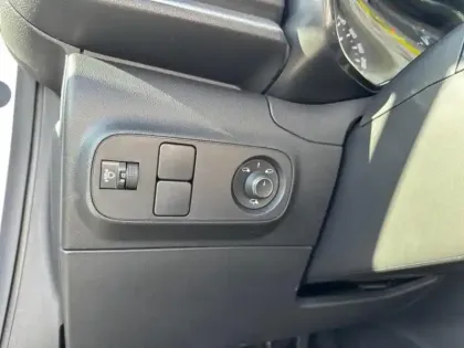 Photo 12 Citroën C3  1.2 PureTech 83ch S&S Feel Pack